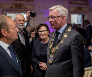 Tusk ruszył w Polskę