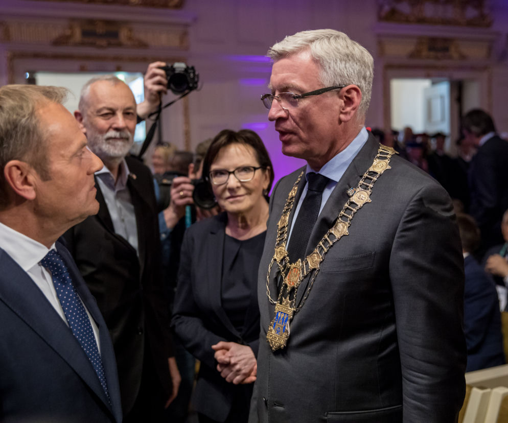 Tusk ruszył w Polskę