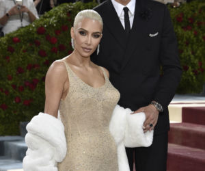 Kim Kardashian w TEJ sukience Marilyn Monroe! Jest warta miliony