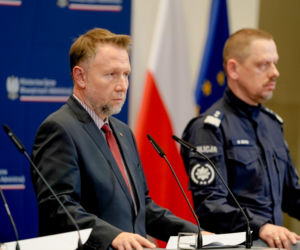 Podpalenie stacji Starlink w Polsce: Zatrzymano sprawców. Kto stał za sabotażem w Woli Krobowskiej?