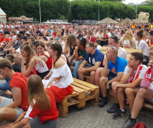 Strefa kibica przed Halą Stulecia