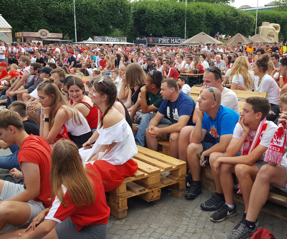 Strefa kibica przed Halą Stulecia
