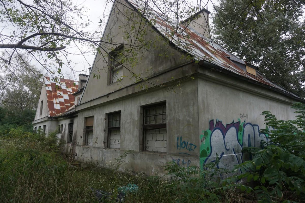 Zabudowa dawnej Wytwórni Amunicji Nr 1 przy ul. J. Waldorffa w Warszawie w 2021 roku 