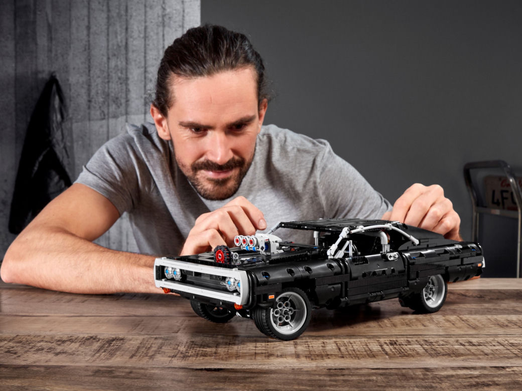 Dodge Charger z filmu Fast And Furious / zestaw LEGO Technic
