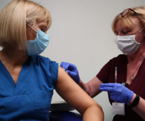 Ruszyły szczepienia w Polsce