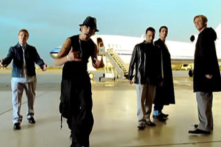 Tak dziś wyglądają chłopaki z Backstreet Boys! Odtworzyli kultowy teledysk sprzed lat