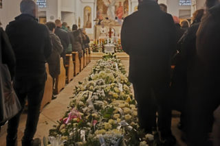 Potwór odebrał życie 13-letniej Oliwii. Morze łez na pogrzebie