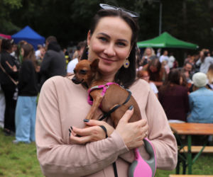 Tłumy na XIII Pikniku Przyjaciół Schroniska w Toruniu. Dużo zdjęć i relacja