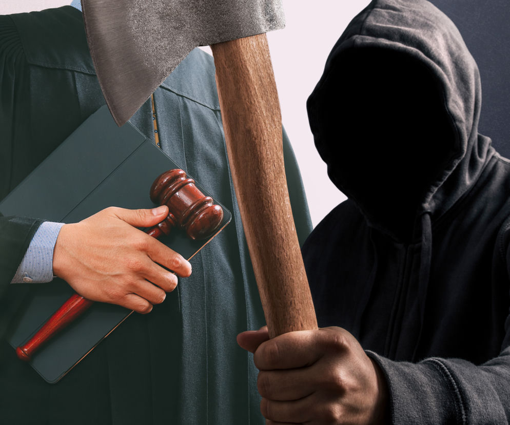 Zbir wszedł do auta z siekierą i napadł kierowcę. Żona w ostatniej chwili uratowała Wiesława