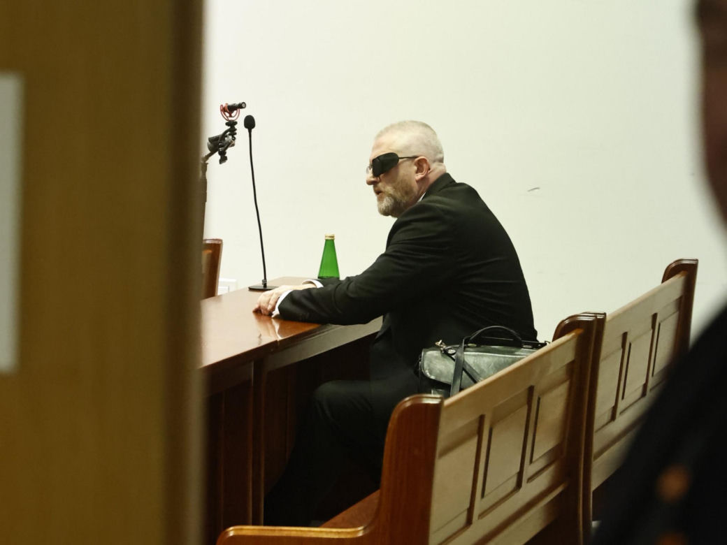 Pikieta przed rozprawą Grzegorza Brauna