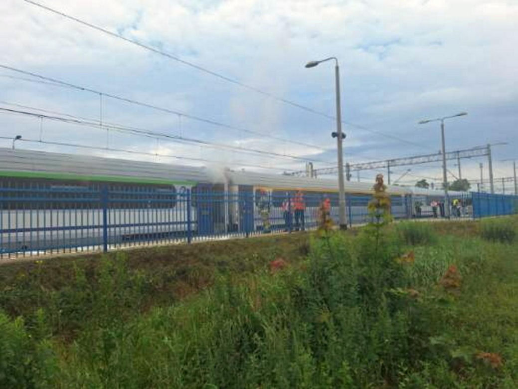 Rawicz. Pożar pociągu Intercity. Ewakuacja 60 pasażerów