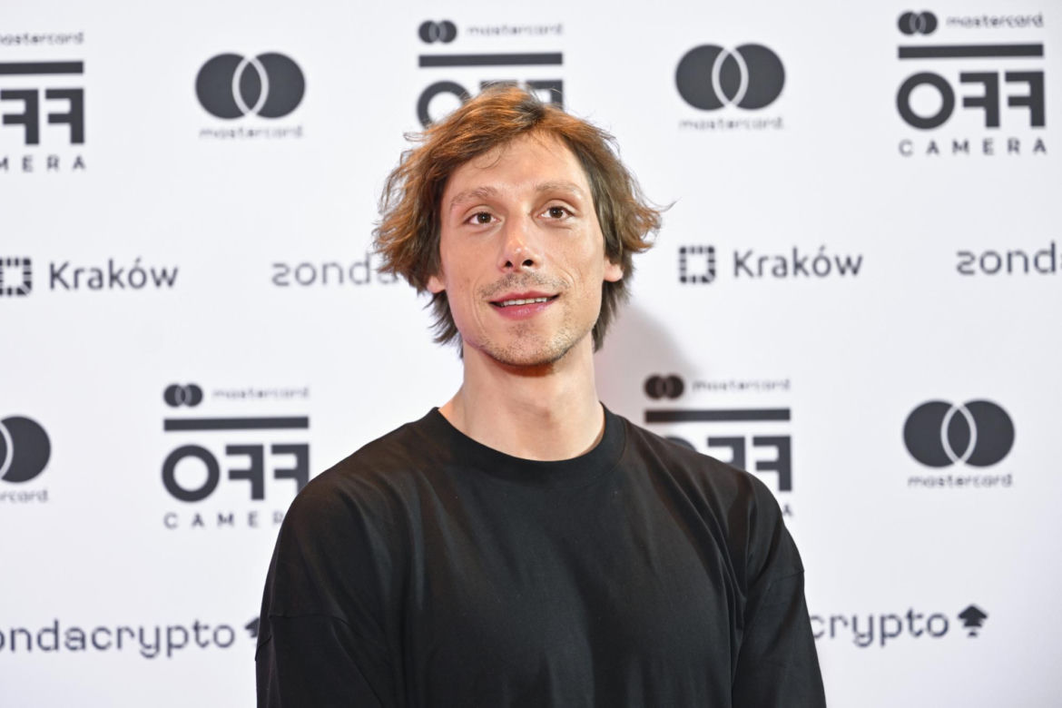 Od „Barw szczęścia” do głównej roli w „Filipie”. Tak zmieniał się Eryk Kulm