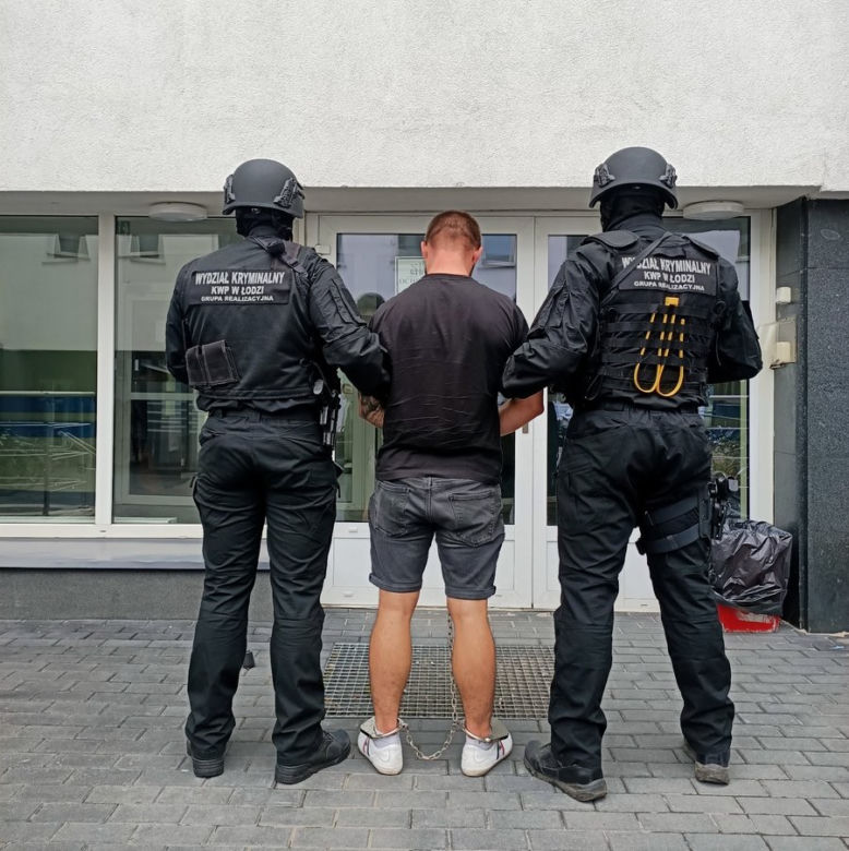 Łódzcy policjanci rozbili gang kradnący luksusowe samochody