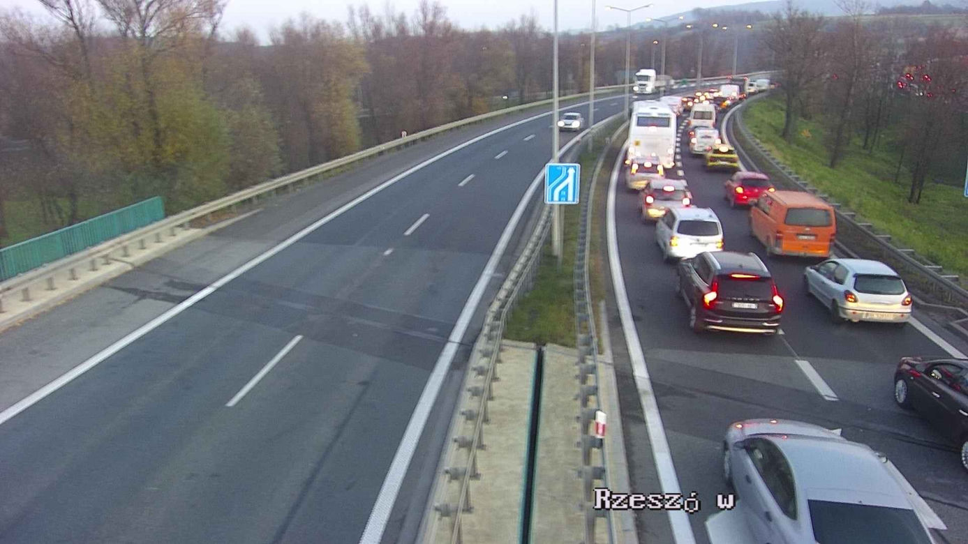 Gigantyczne utrudnienia i korki na obwodnicy Krakowa