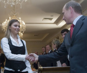Szok! Kochanka Putina żyje w luksusie. Sankcje jej nie dotyczą