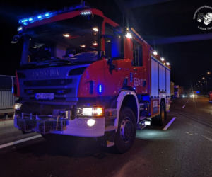 Wypadek na S8, TIR wjechał w drogowców