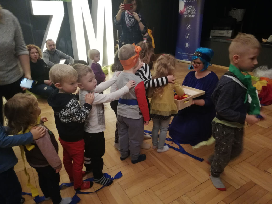 Złota rybka spełniała dziecięce marzenia w Kuźni Artystycznej.