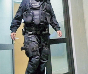 Policjant wyczyścił mi mieszkanie