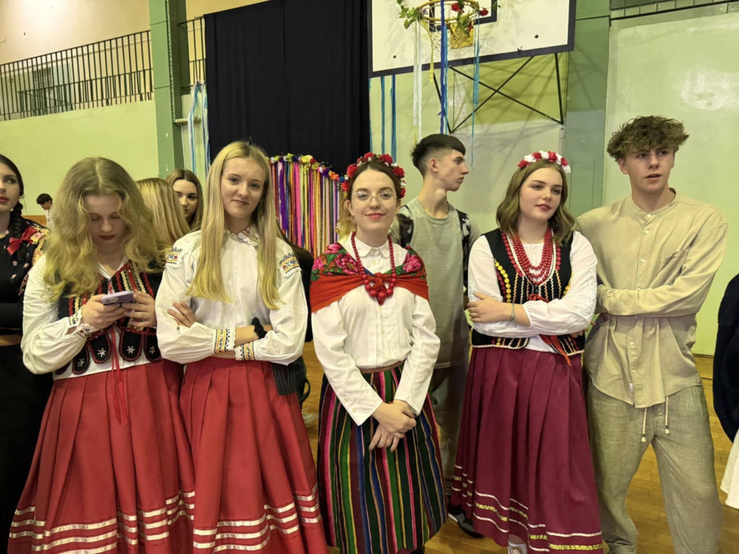Prawdziwe Polskie Wesele w 2 LO w Starachowicach