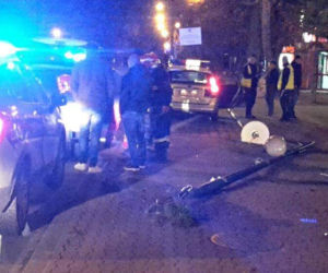 Słup stanął na drodze pijanego kierowcy! Dojechał do aresztu, nie do domu