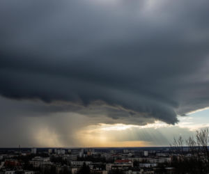 Pogodowy szok w Tarnowie! Nadchodzi prawdziwy rollercoaster.