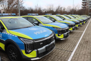 Nowe policyjne samochody
