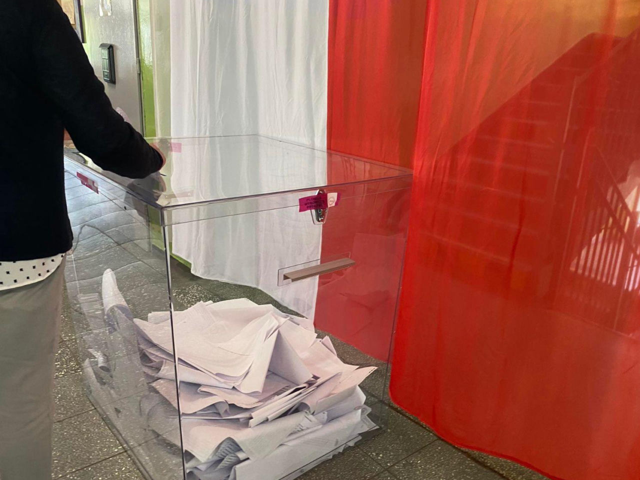 Trwają wybory w Krakowie. żabole sprawdza jedno zgłoszenie