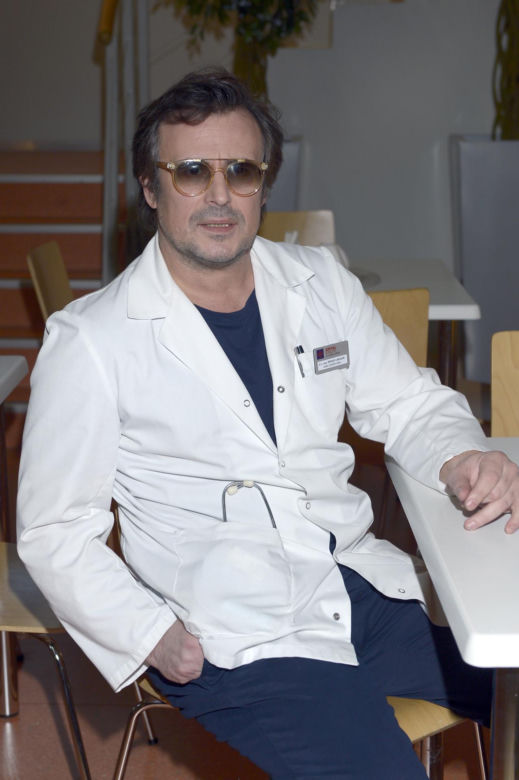 Bartosz Opania