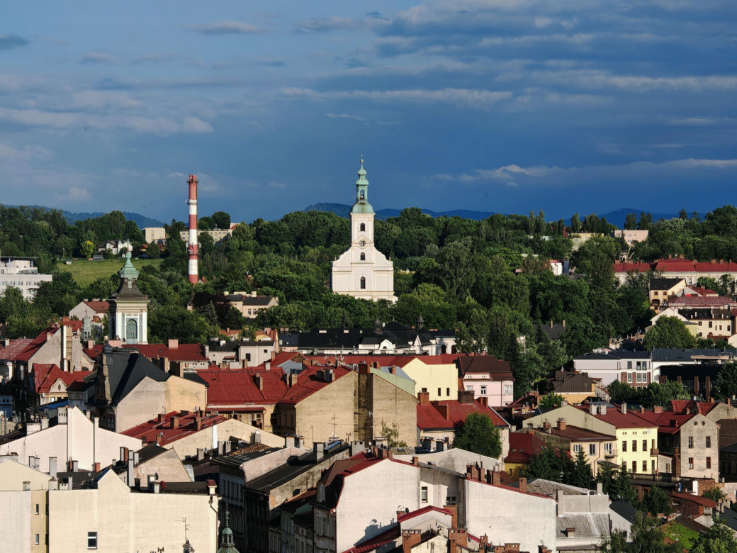 To jedno z najstarszych miast na Śląsku. Jest stolicą historycznej krainy