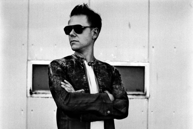 Armin van Buuren Heading Up High