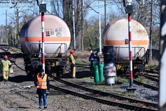 Akcja przepompowywania amoniaku z wykolejonej cysterny