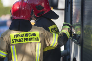 Niż Nadia: Połamane drzewa i pozrywane dachy
