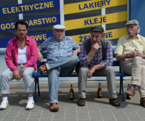 Ranczo 9 sezon. Pietrek (Piotr Pręgowski), Hadziuk (Bogdan Kalus), Solejuk (Sylwester Maciejewski), Stach Japycz (Franciszek Pieczka) 