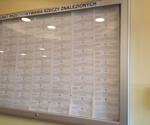 Bydgoszczanie masowo gubią swoje rzeczy! Zajrzeliśmy do magazynu Urzędu Miasta