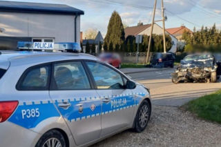 Pijana kierująca BMW doprowadziła do wypadku. W aucie było dziecko