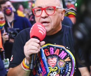 Agnieszka Woźniak - Starak oddała torebki na WOŚP 