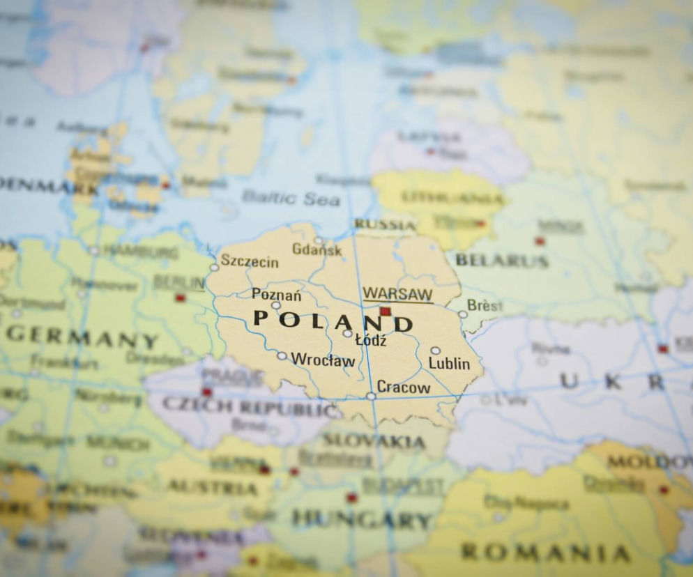 Strefa czerwona - mapa, powiaty. Jakie obostrzenia obowiązują w czerwonej strefie?
