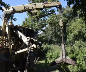 Żołnierze wyciągnęli z rzeki jeża ważącego 300 kilogramów. Cenne znalezisko trafiło do muzeum [ZDJĘCIA]