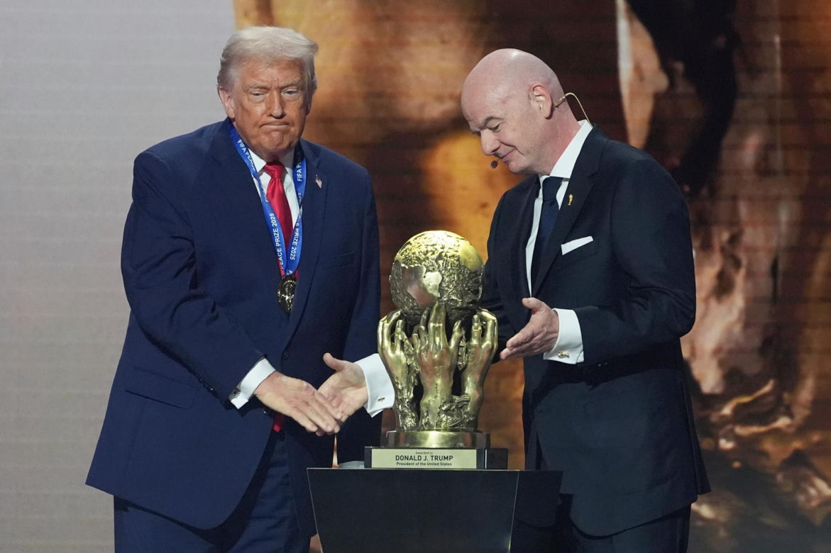 Donald Trump z Nagrodą Pokoju