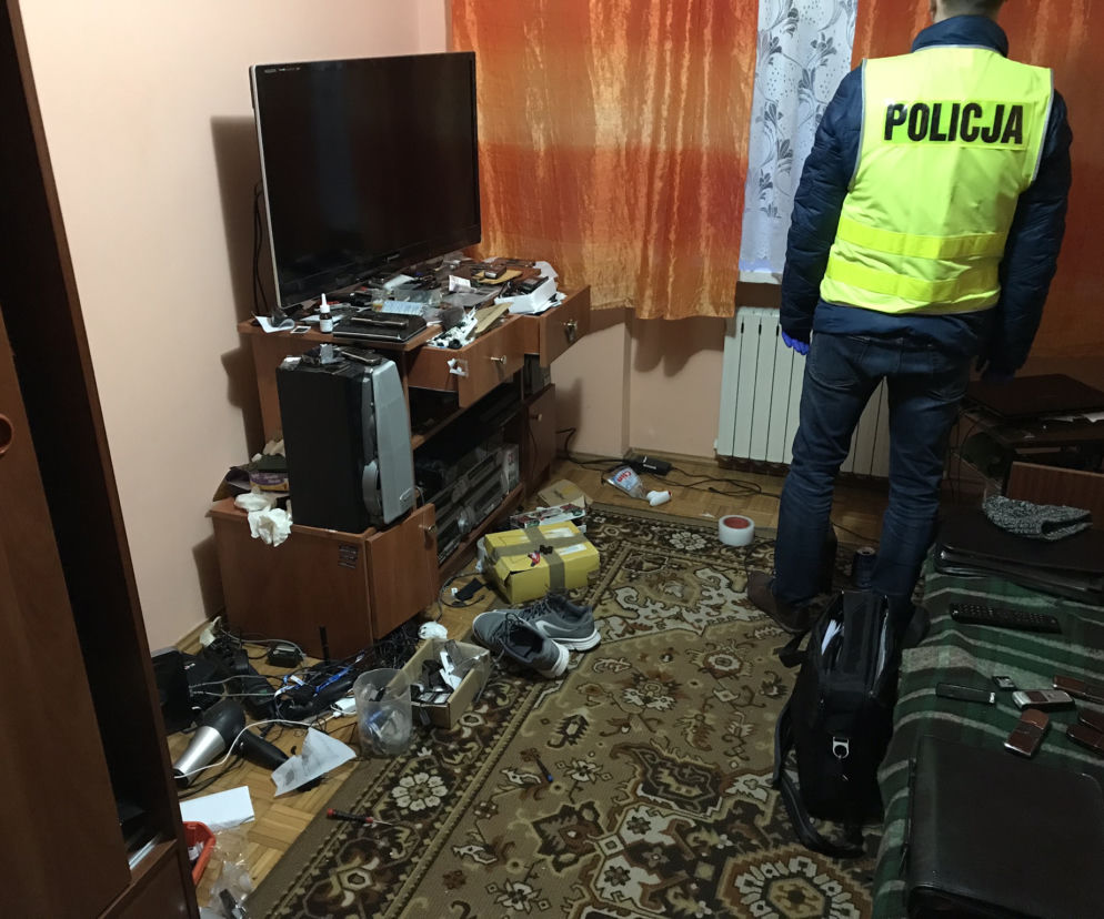 Udostępniał w sieci programy płatnych telewizji cyfrowych. Mężczyzna może trafić na 3 lata do więzienia