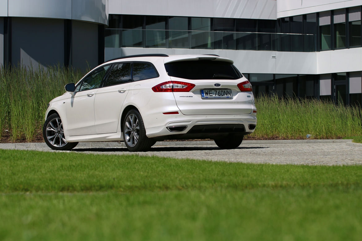Ford Mondeo Kombi ST-Line 2.0 EcoBoost 240 KM A6