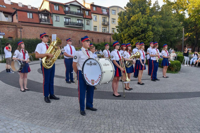 Jubileuszowa odsłona Festiwalu Wisły dotarła do Torunia. Mamy zdjęcia z imprezy