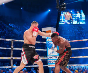 Mateusz Masternak, Youri Kalenga, walka
