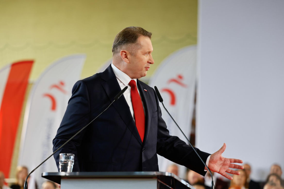 Przemysław Czarnek podczas otwartego spotkania z mieszkańcami Kalisza w hali OSRiR w Kaliszu
