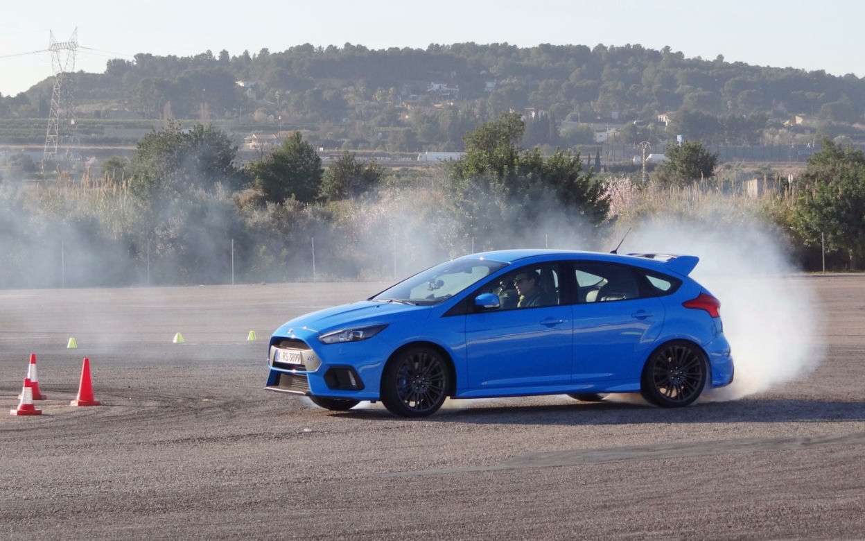 2016 Ford Focus RS 2.3 EcoBoost