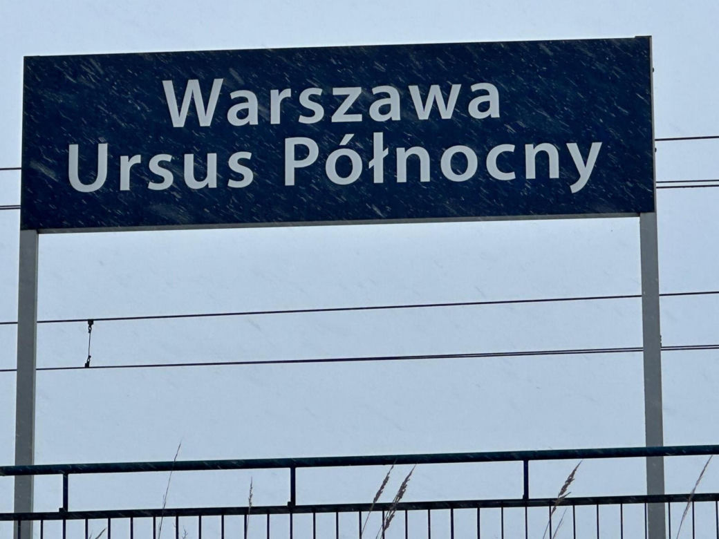 Potężne utrudnienia na kolei. Wiele pociągów opóźnionych. Na torach doszło do koszmarnego wypadku