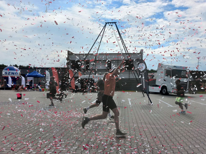 Trwa Ultramaraton Wsparcia i piknik rodzinny w Lesznie