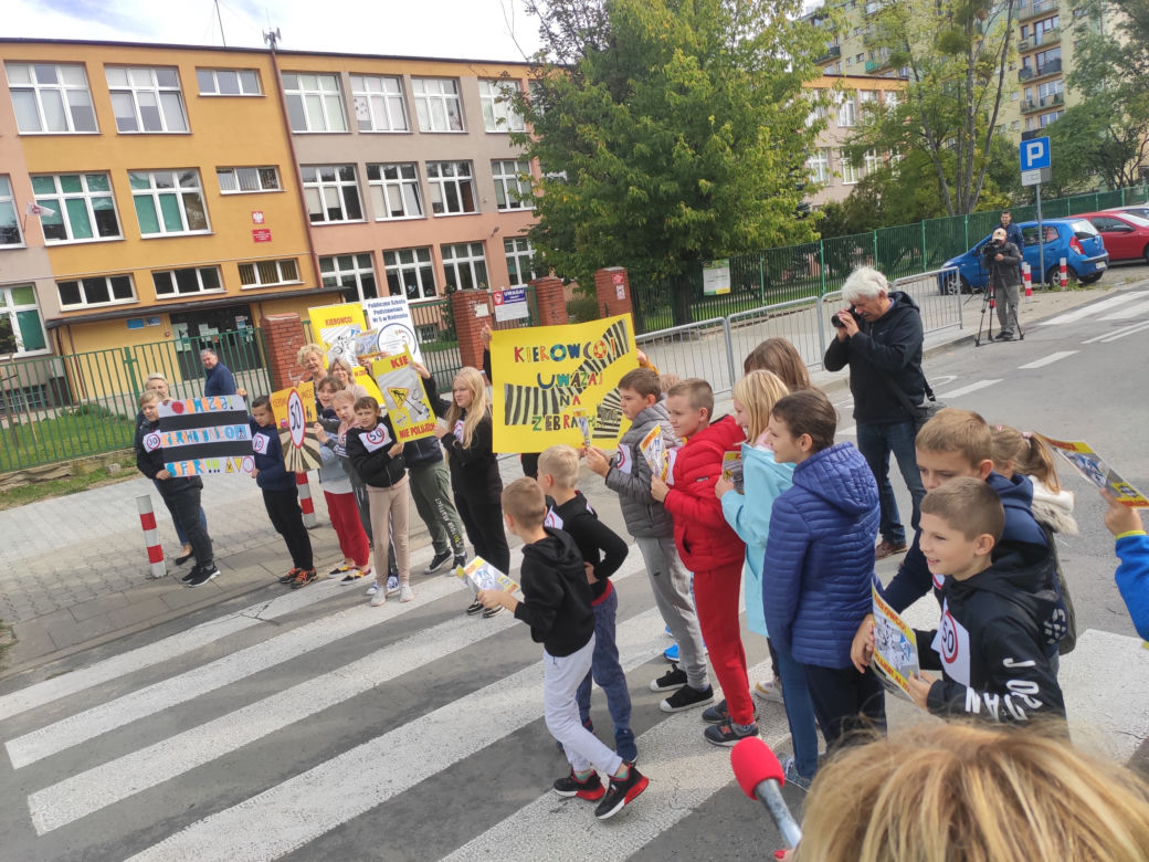 Happening "Kierowco! nie polujemy na zebrach!"