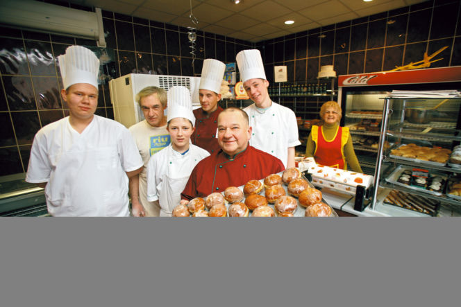 Tak się smaży pączki