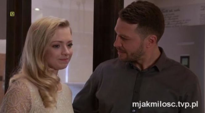 M jak miłość odc. 1237. Joasia (Barbara Kurdej-Szatan), Tomek (Andrzej Młynarczyk)